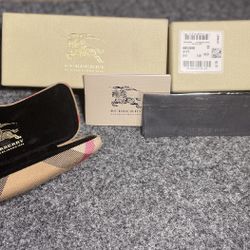 Burberry Nova Check Hard Clamshell Eyeglass CASE ONLY, Original Box, COA, Cleaning Cloth & 2009 Fragrances Teddy Bear
