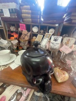 Halloween skull skeleton cookie jar