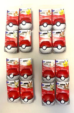 16- New Pokémon Pokeball Mega Evergreen Set Pichu Pikachu Eevee Charmander