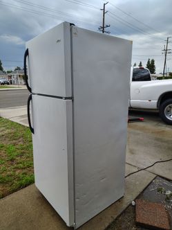 Working Refrigerator