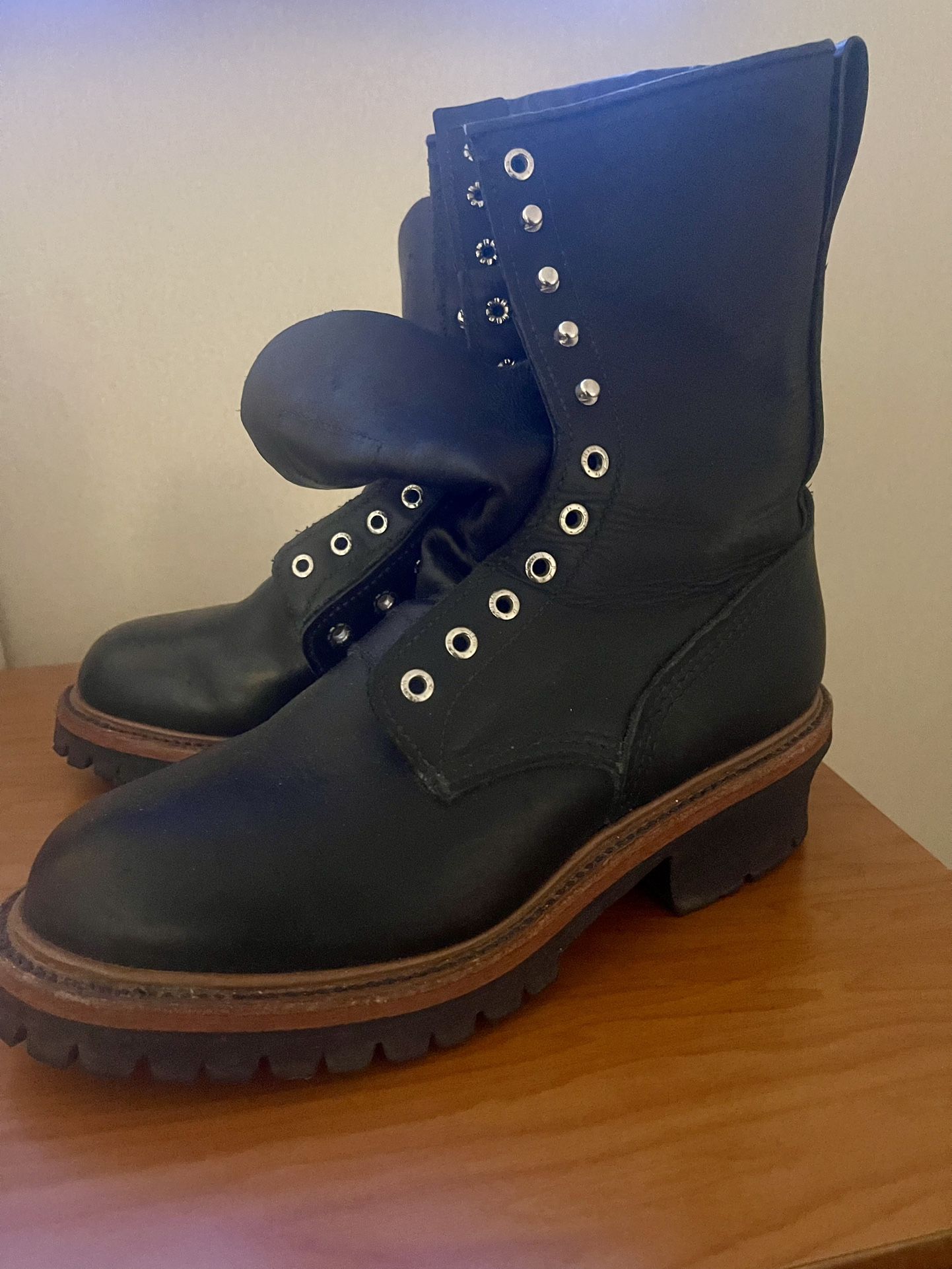 Red Wing Boots 8.5 Men’s