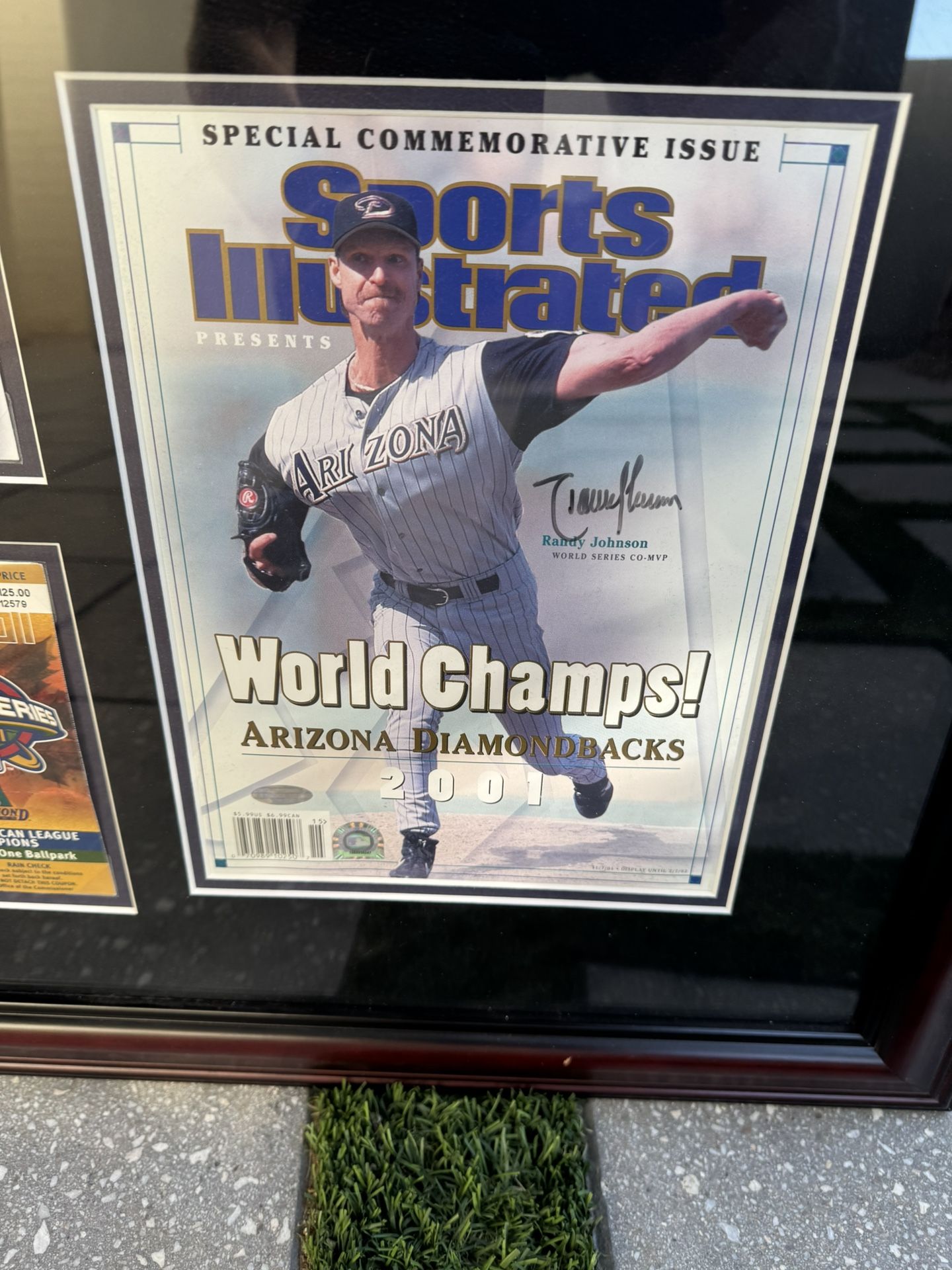 2001 AZ Diamondbacks World Series Champs - Certified Memorabilia