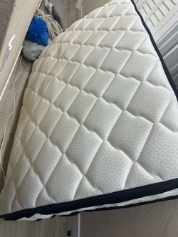 Queen mattress