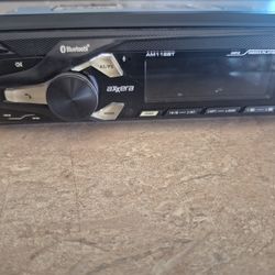 Single DIN media player