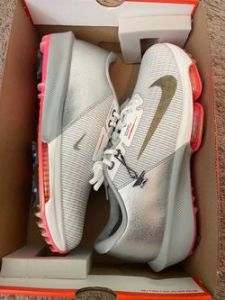 Nike golf shoe