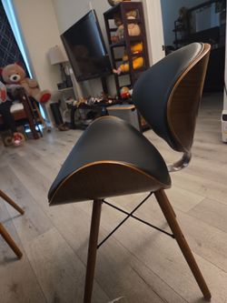 Mid-Century Modern Dining Chair