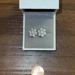 12mm Flower Cluster Earrings 