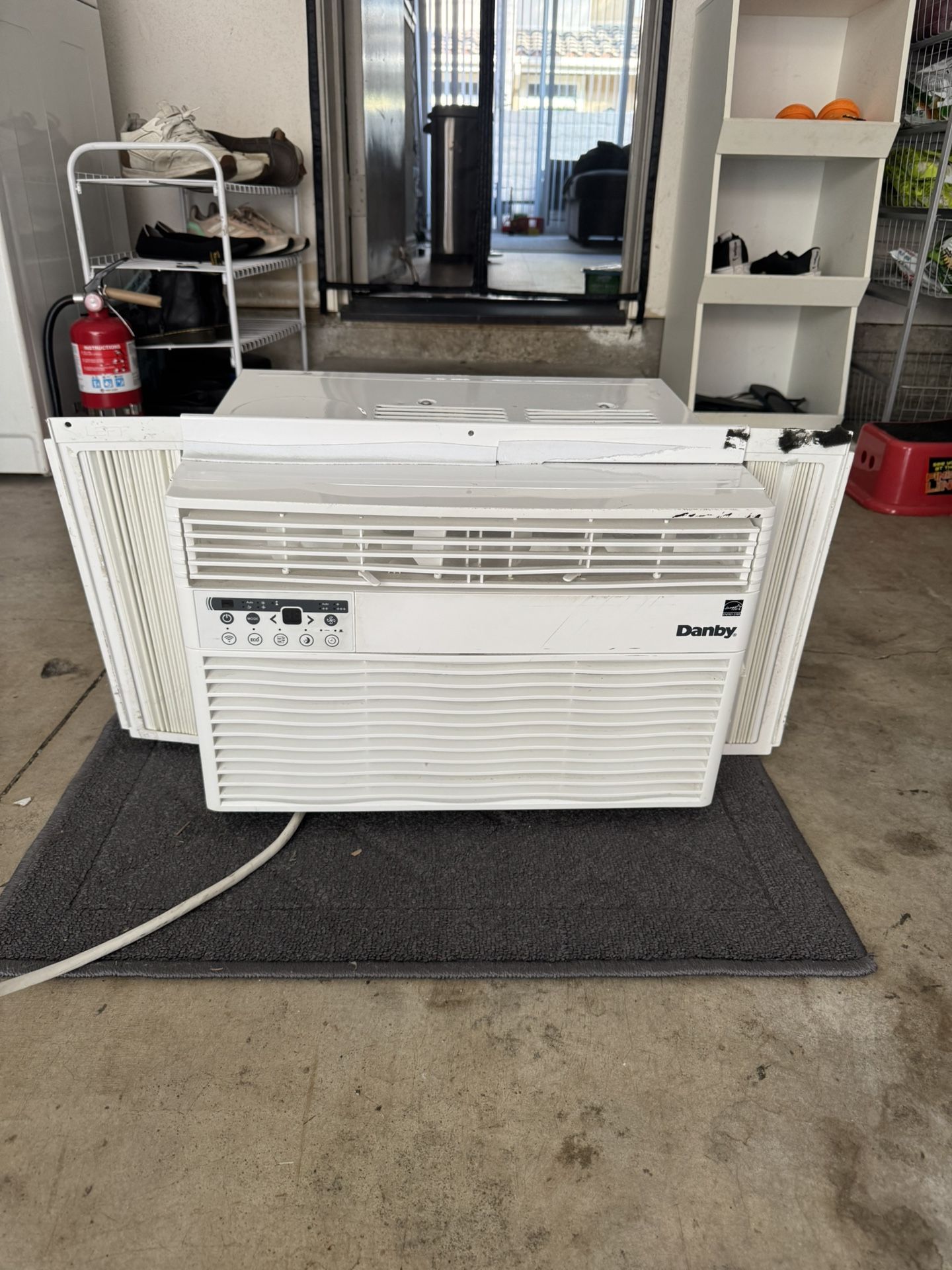 Danby 10,000 BTU Window Air Conditioner – Works Great!