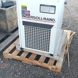 INGERSOLL RAND COMPRESSED AIR DRYER
