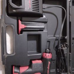 SNAP ON CORDLESS SCREWDRIVER CT5561 W/CHARGER,CASE,EXTRA BATTERY,MANUAL,W/EXTRAS