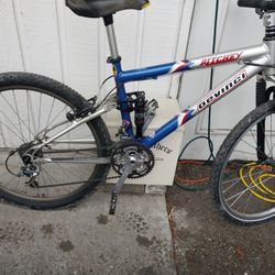 DaVinci Full Suspension Mountain Bike XTR