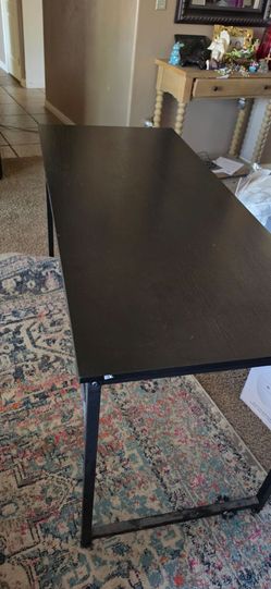 Computer desk