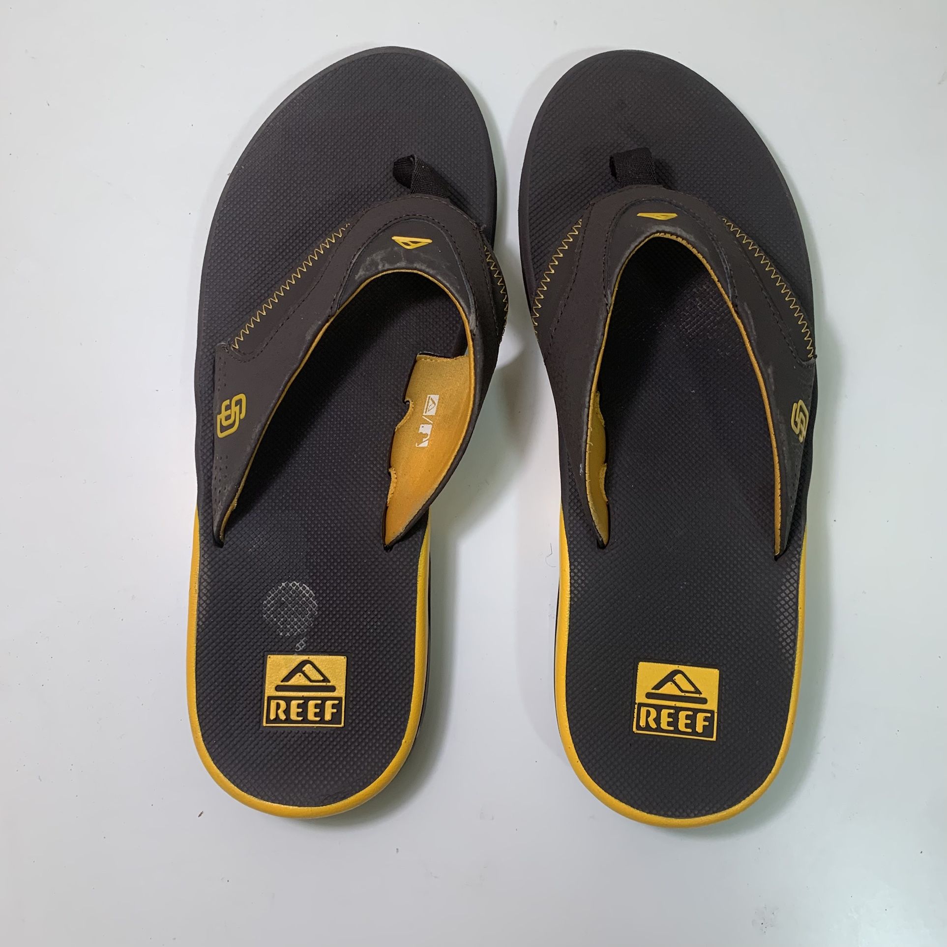 Padres Size 14 Reef Sandals
