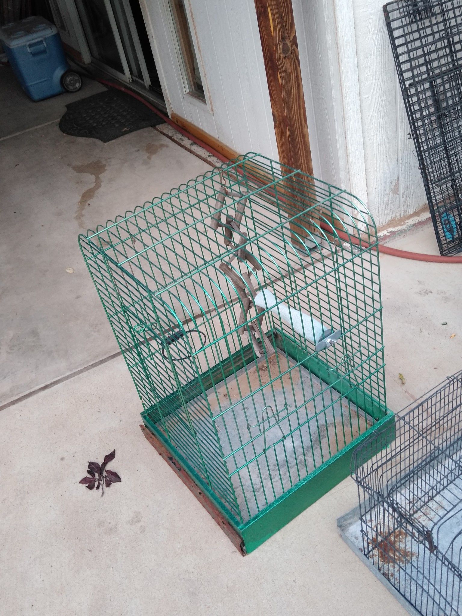 Nice Bird Cage for Rabbit or Hamster.