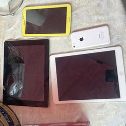 iPads iPhone and Samsung