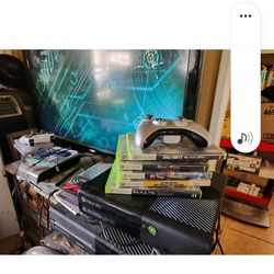 Xbox 360 E Slim 250Gb W Games all Cords and  Remote "Works "