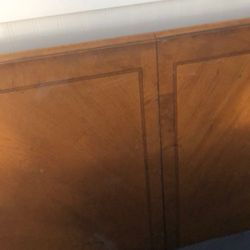 Thomasville Dining Table Extends Two Leaves