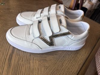 BRAND NEW Vans Lowland Comfycush Women’s Athletic Shoe White Gold Sneaker Size 10