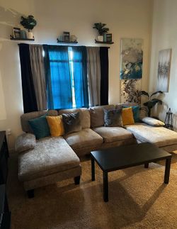 Grey U-Shaped Sectional Sofa with Double Chaise