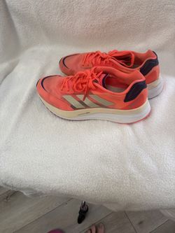 Addias Boston 11 running shoe women 6.5