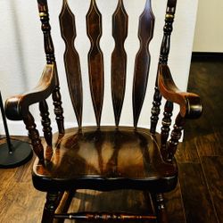 Antique Wooden Rocking Chair – Ornate Floral Carving & Turned Spindles