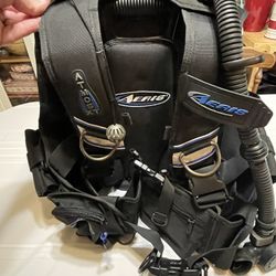 Aeris Atmos XT buoyancy compensator vest