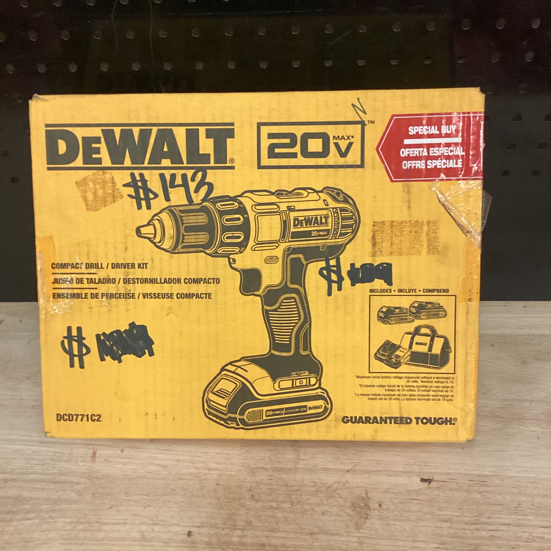 DeWalt DCD771C2 Max Li-ion Compact Drill and Driver Kit, 20 V