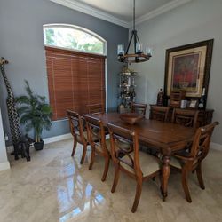 Tommy Bahama dining table set