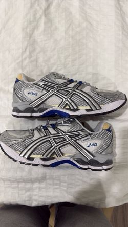 ASICS x INVINCIBLE GEL-Nimbus 10.1 White Blue Size 9.5 NEW
