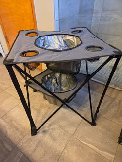 New camping or picnic table, collapsible