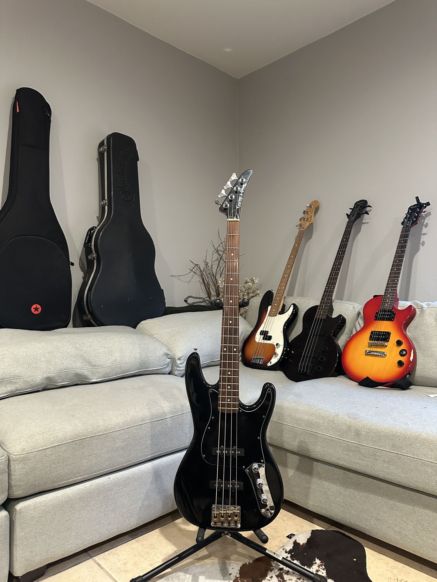 Epiphone by Gibson PJ Bass + SKB Hard Case (Late '80s / Early '90s)