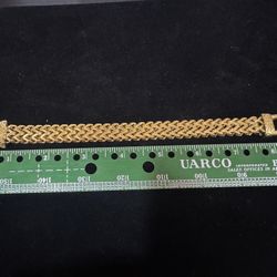 Gold-Tone Braided Chain Wolf Head Metal Bracelet with Box Closure 8 Inch