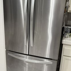 Whirlpool Refrigerator 