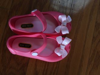 Super cute jelly sandals