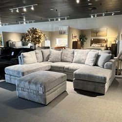 Light Grey 2pc Chaise Sectional Couch