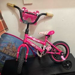 Toddler Minnie Mouse bike