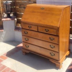 Ethan Allen Heritage Nutmeg Secretary Desk - Beautiful Condition