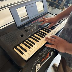 Yamaha electronic Keyboard