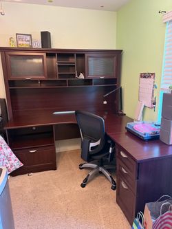 L-Shaped Desk with Hutch and Drawers