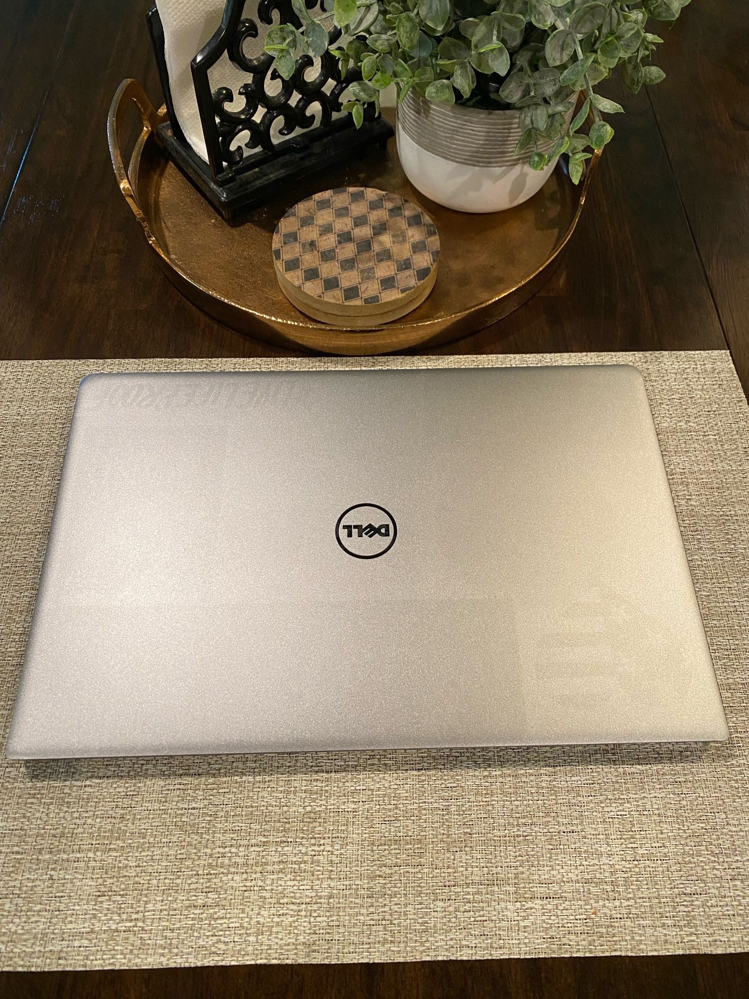 Dell XPS 7th Gen i7, 8 GB Ram, New Battery and Bluetooth