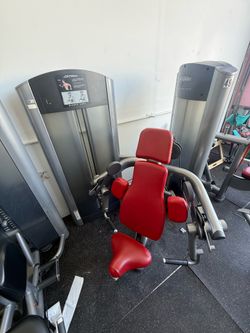 Life Fitness Insignia Series Biceps Curl – Commercial Grade