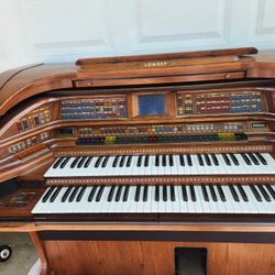 Organ Piano With pedals