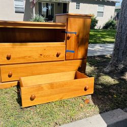 Free Dresser/changing Table 