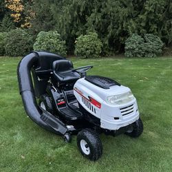 2013 MTD Gold Riding Lawn Mower