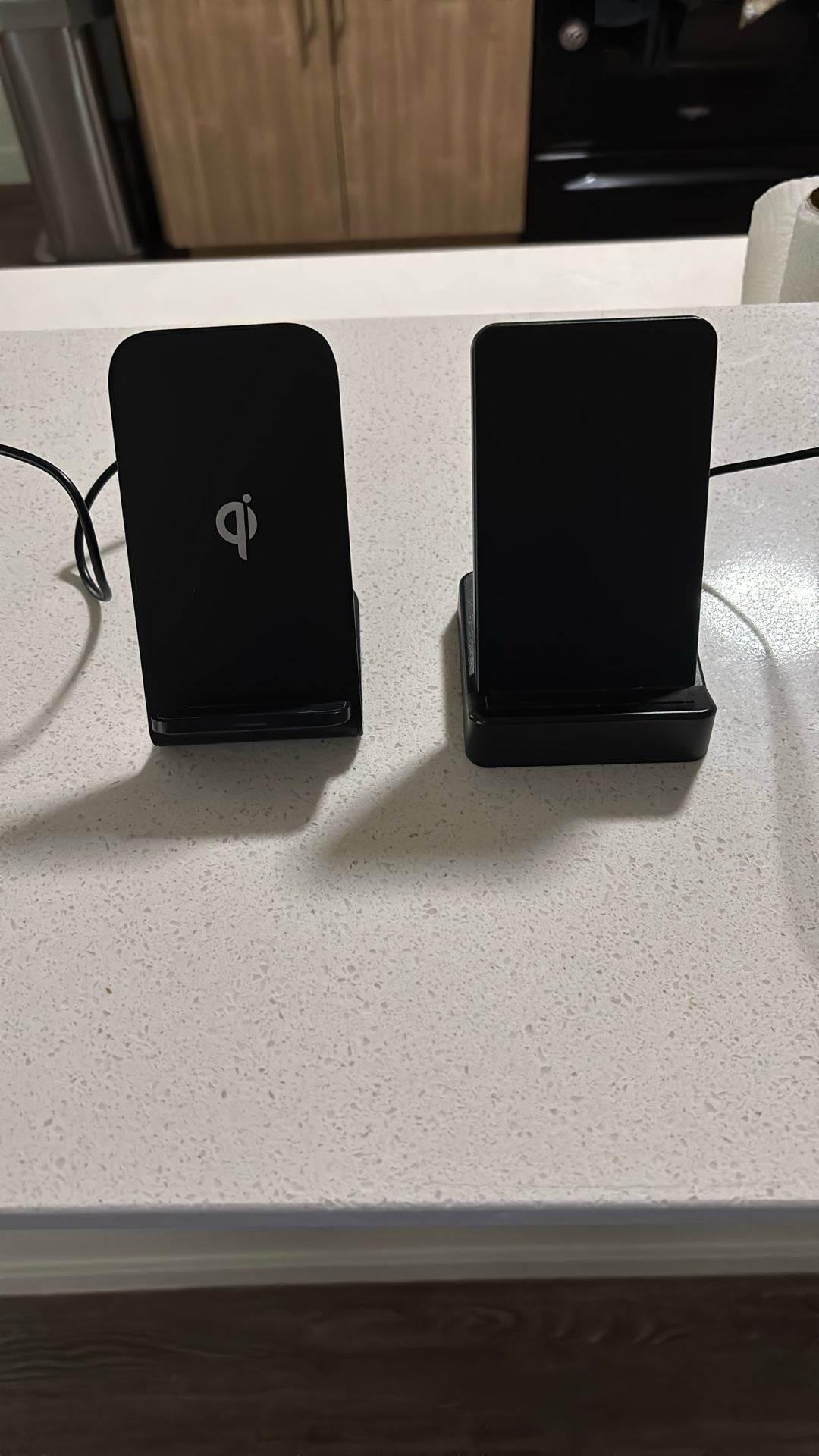 2 Wireless Docking Station Phone Chargers