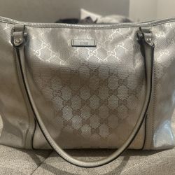 Authentic Gucci Joy GG Tote in silver