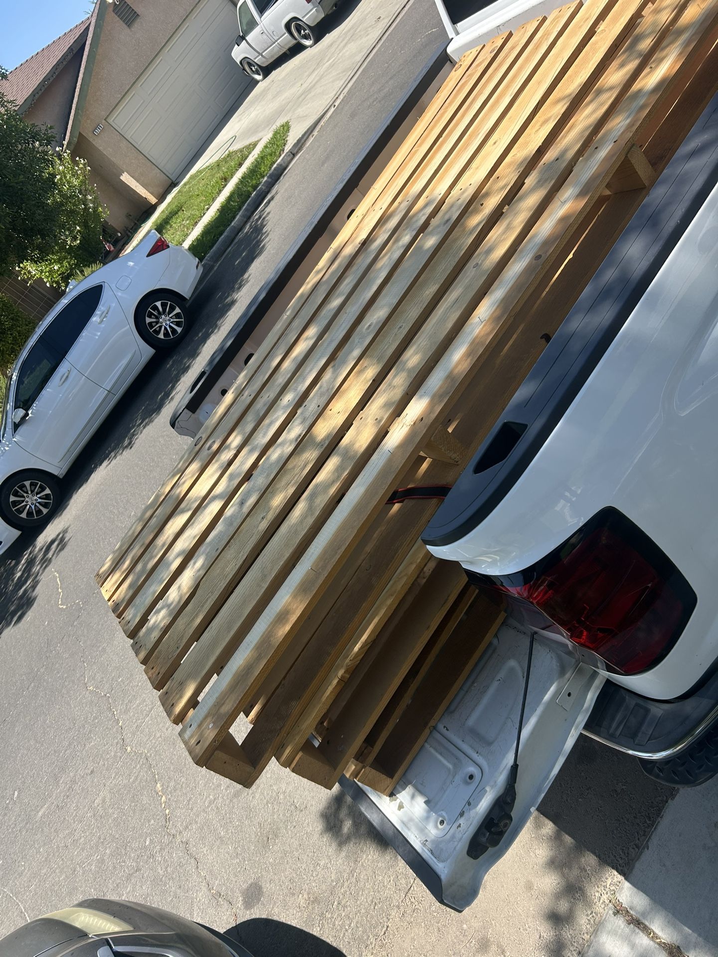 4 Long Pallets