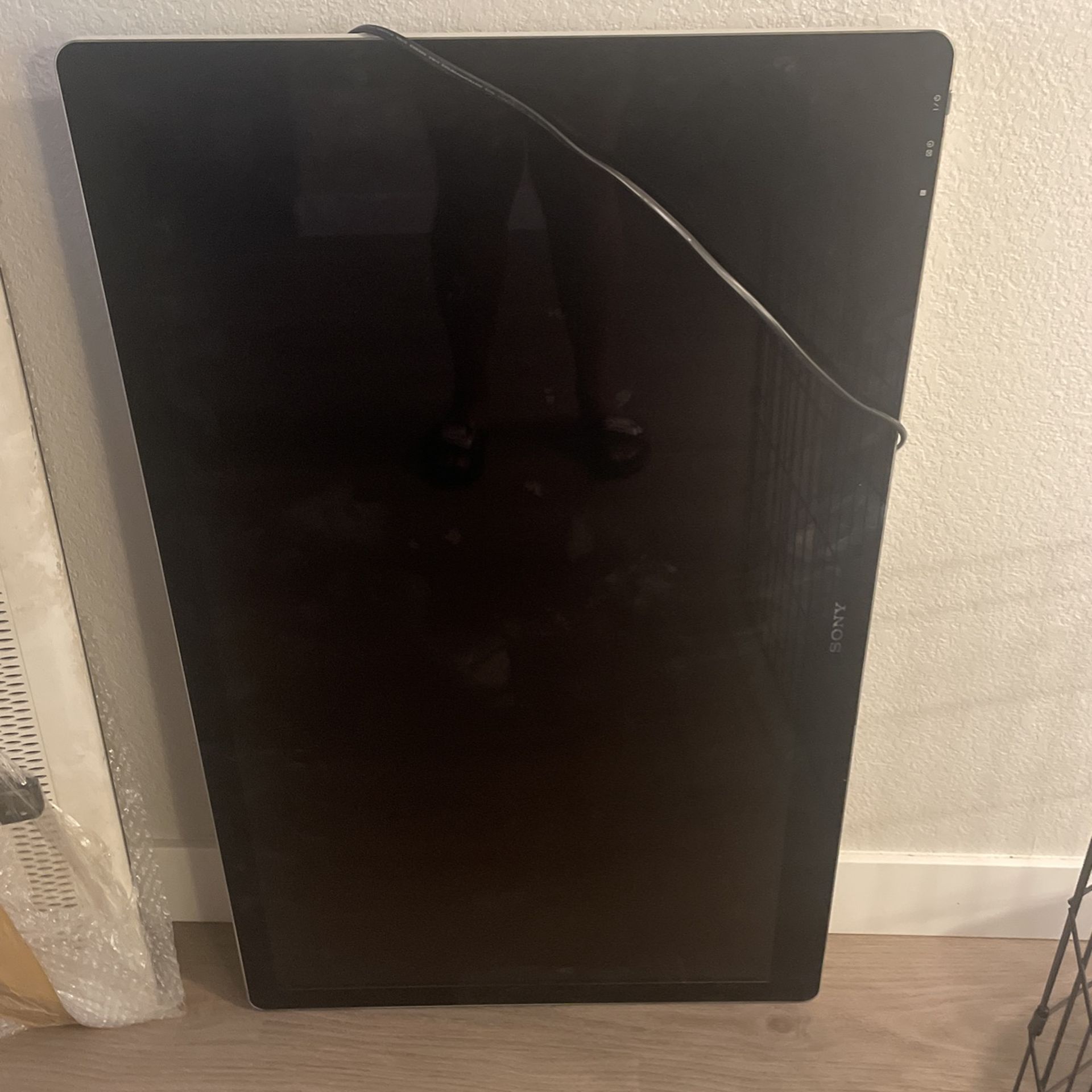 42 Inch Sony TV