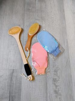Back Scratcher/Massager and Body Brush Set - Bath