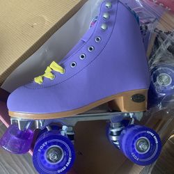 Foxy Skates Size 6 Purple 